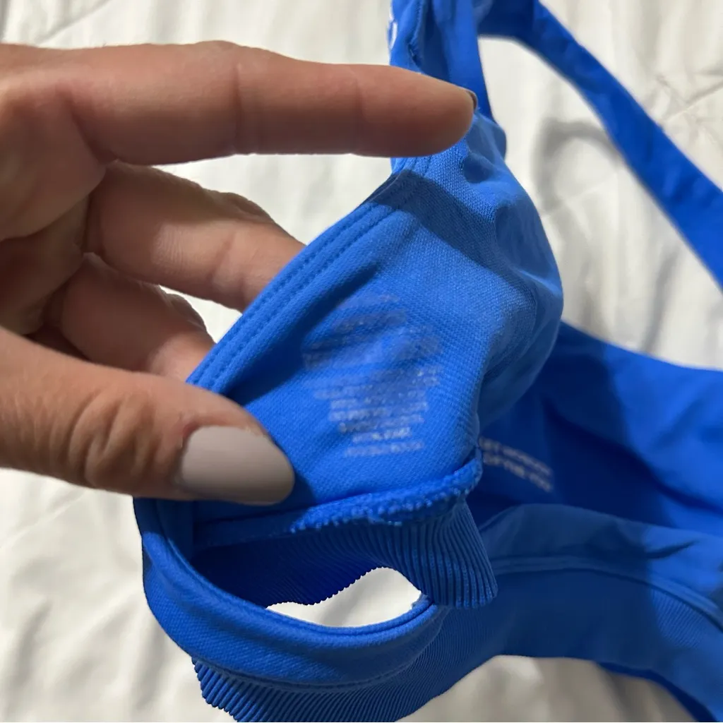 DFYNE Vibrant Blue Sports Bra Size M - Image 3