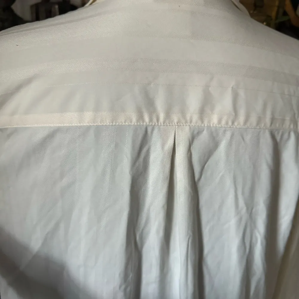 Athleta Urbanite Textured Top Button Down Long Sleeve - Image 9