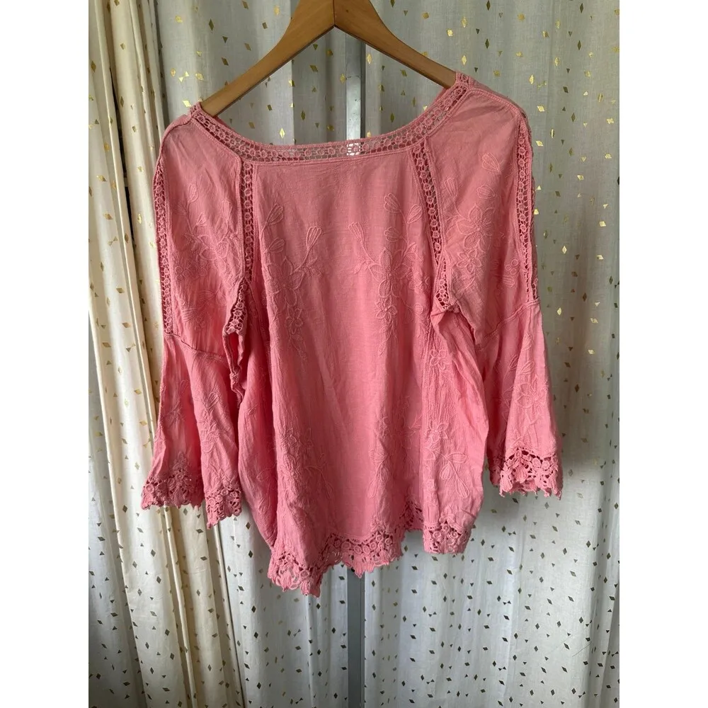 Soft Surroundings 28W76 Floral Embroidered Crochet Lace Bell Sleeve Blouse Top M - Image 4