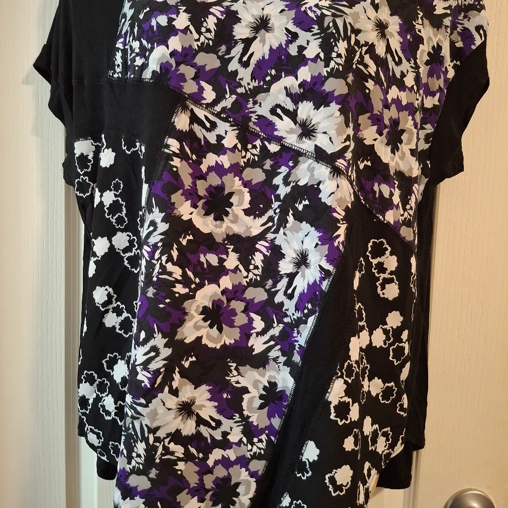 Lane Bryant 18 20 NWOT Floral Black and Purple Women's Top - Image 5
