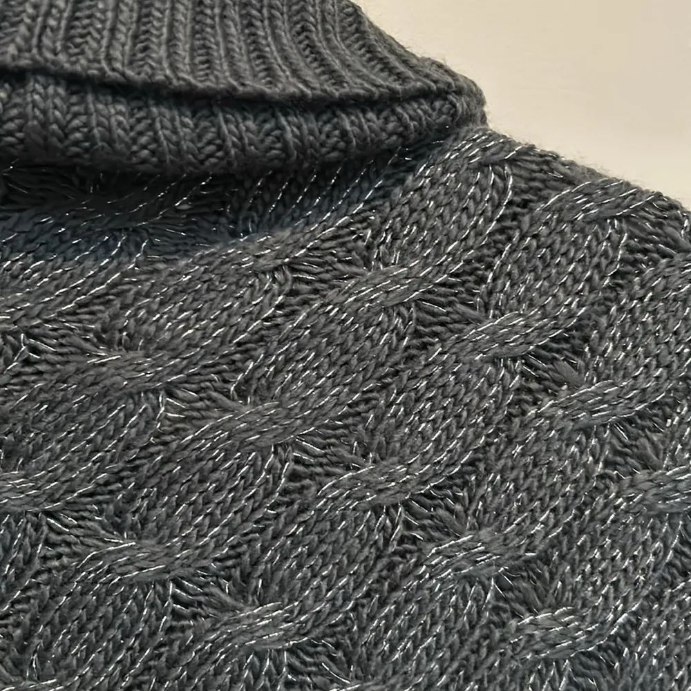 Steve Madden Sweater Poncho - Image 7