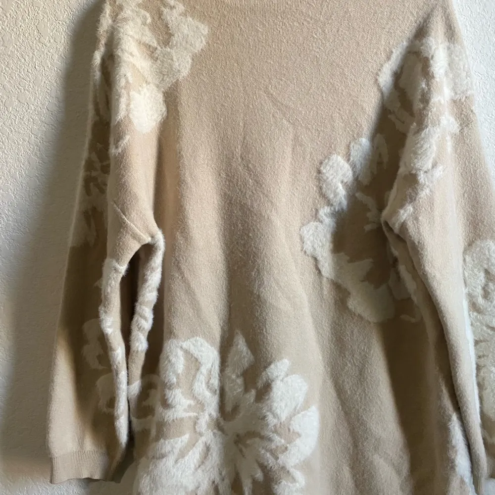 Anthropologie Sweater Cream & White Floral Soft Mini Skirt Coquette Set Size S - Image 5