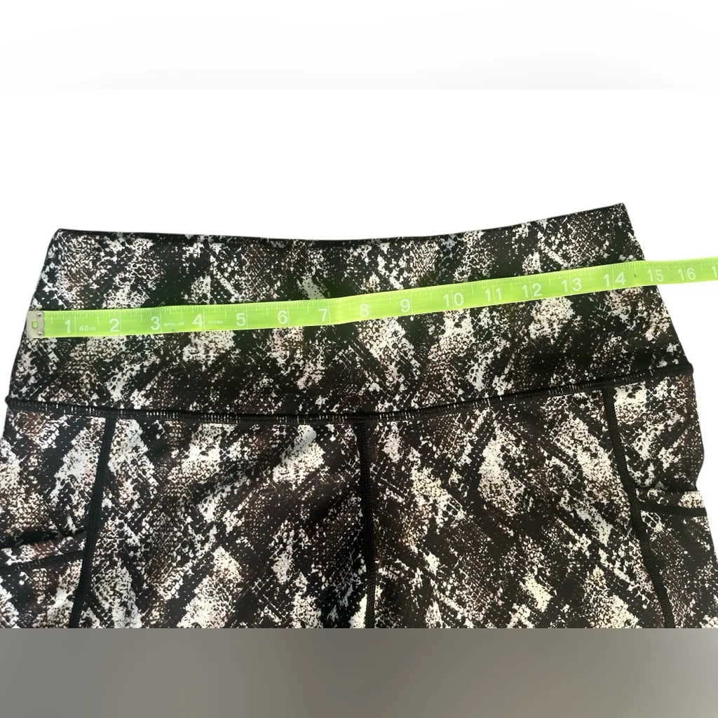 CVG Constantly Varied Gear 7” Shorts Size Medium Black - Image 5