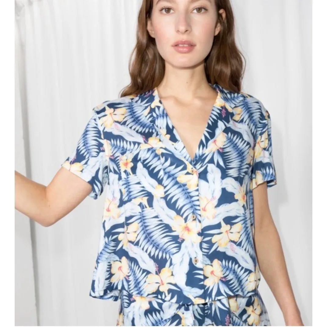 & Other Stories sz 4 Blue Hawaiian‎ Button Cropped Shirt Floral Palm Tropical - Image 9