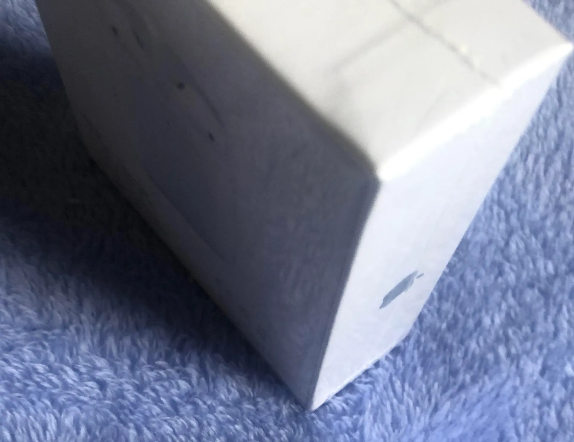 Apple AirPods 2nd Generation With Wireless Charging Case - Image 3