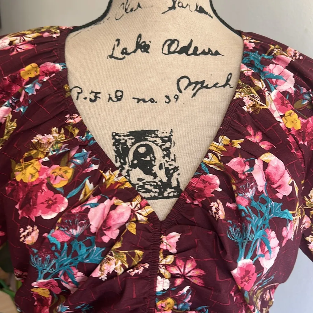 White House Black Market Ruched Poplin Windsor Wine Top Size Small NWT - Image 8