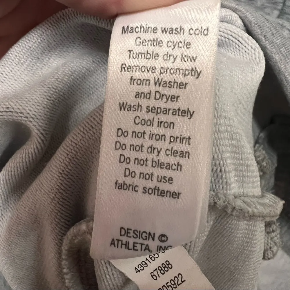 Athleta Pacer T-shirt dress size small - Image 9