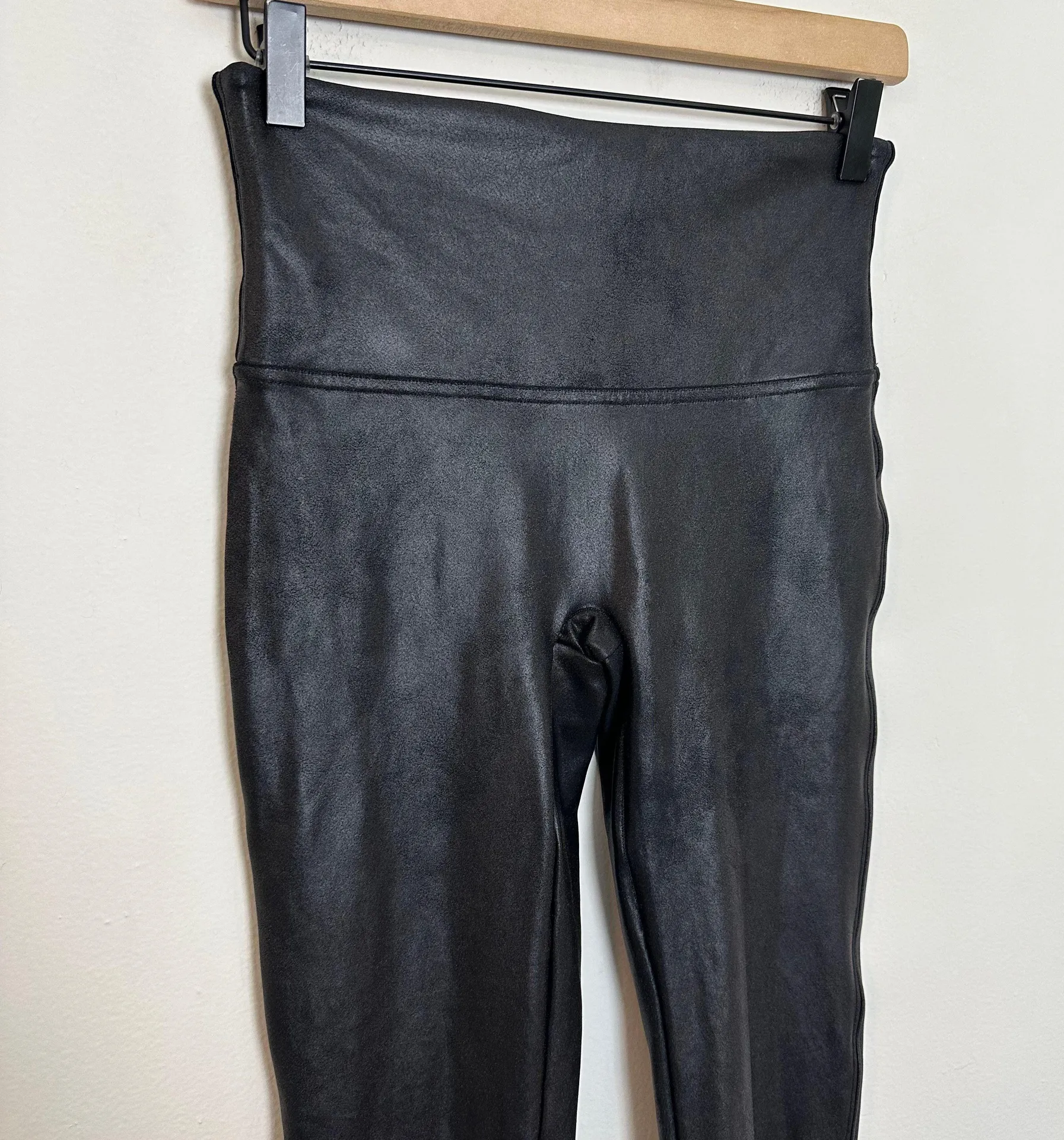 - Faux Leather Leggings Black - Image 4