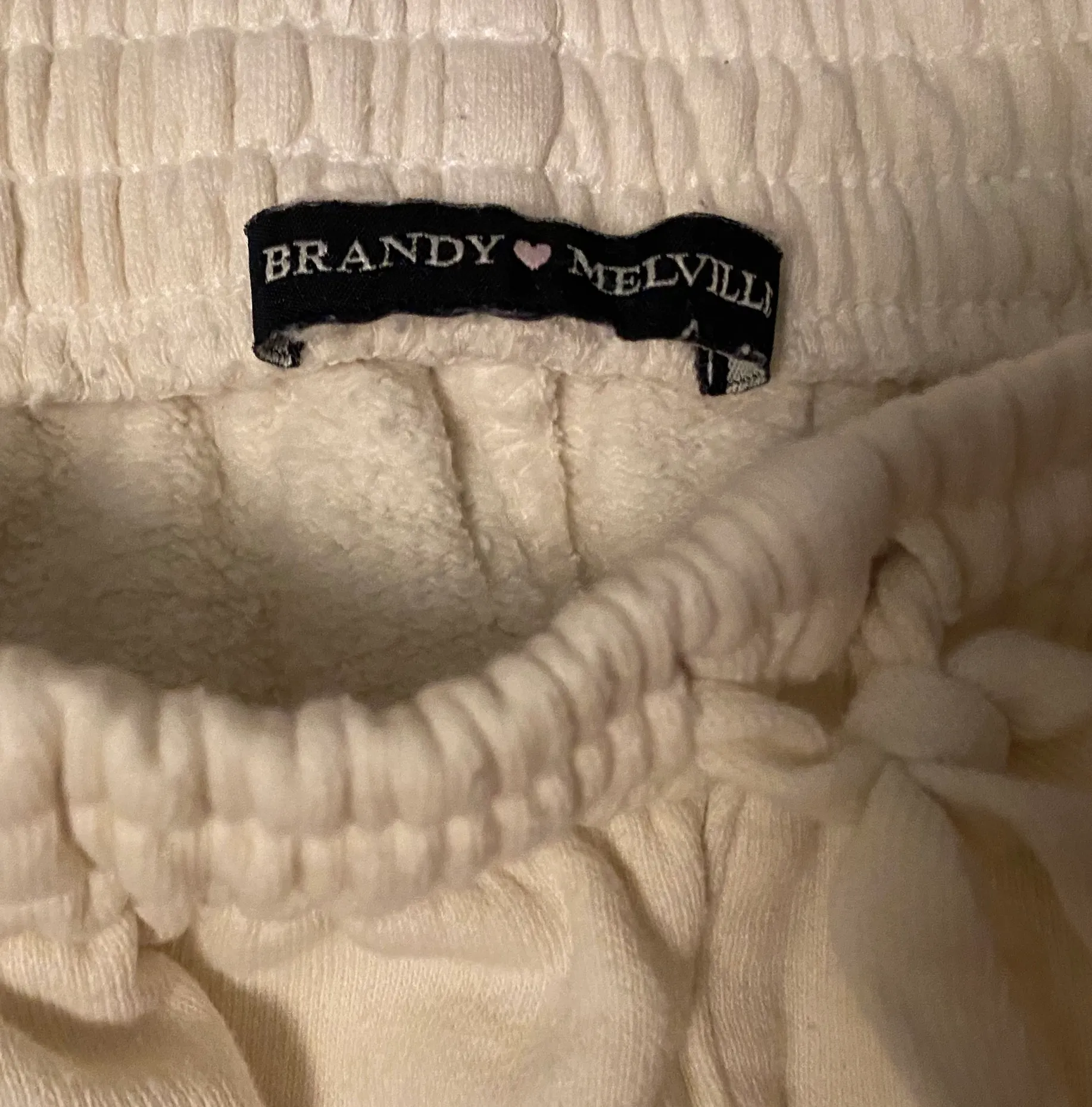 Brandy Melville Sweatpants - Image 4