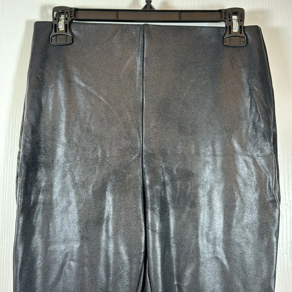 Gianni Bini Black Shiny Faux Leather Style Ankle Pants Size Med EUC #VEG-2756 - Image 3