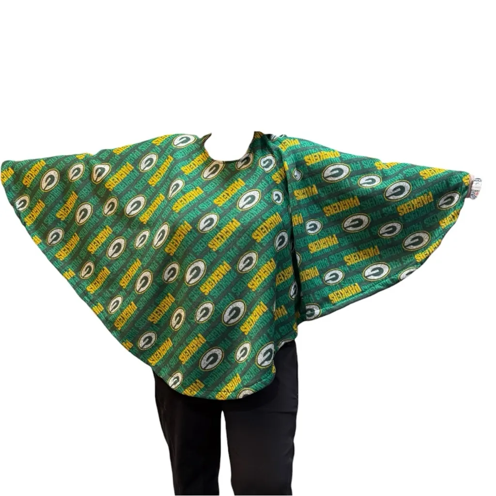 Green Bay Packers Oversized Poncho Top – Handmade, Unique - One Size - Pullover - Image 7