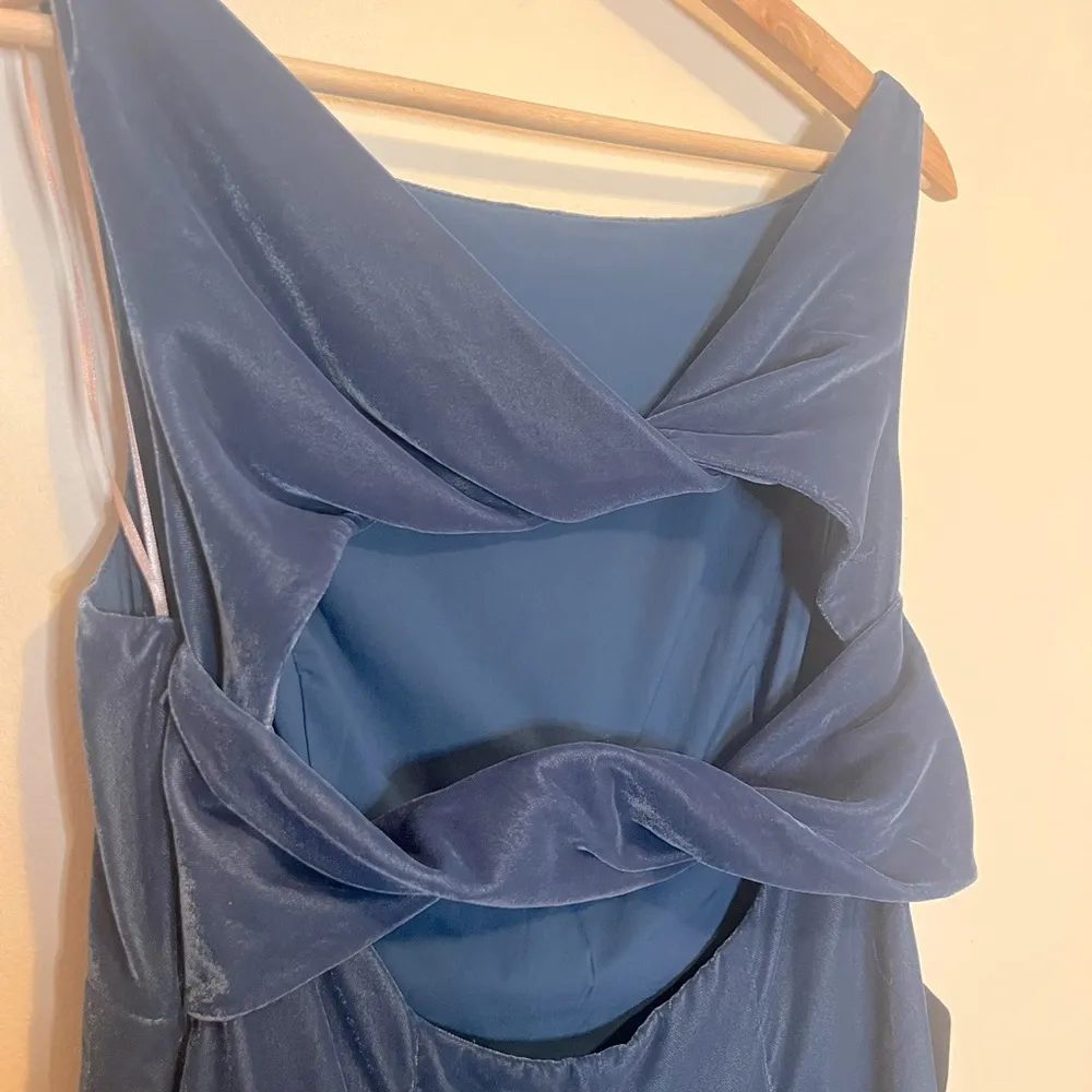 NWT Gal Meets Glam Christine Blue 
Velvet Dress Size 10 - Image 12