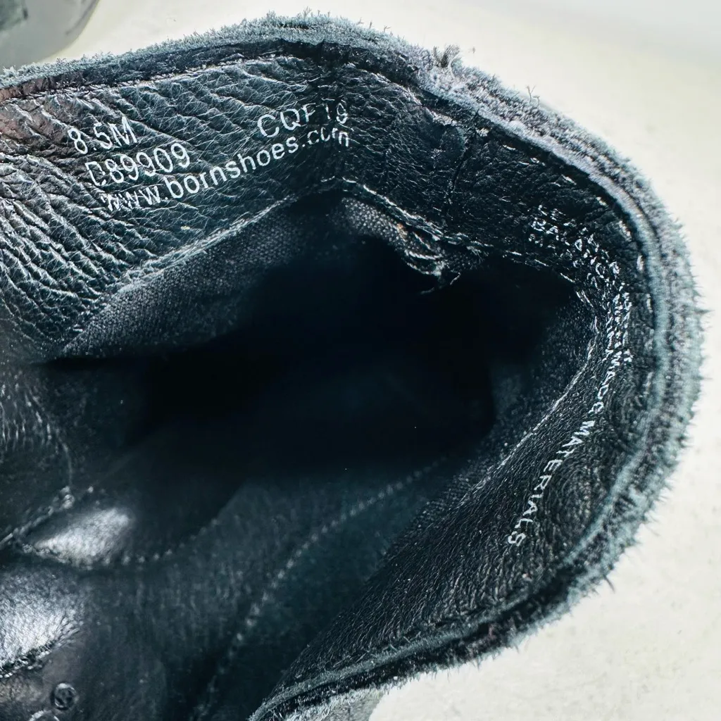 Born Boots Womens 8,5 M Kerri Ankle Booties Black Leather Pull D89909 - Image 8