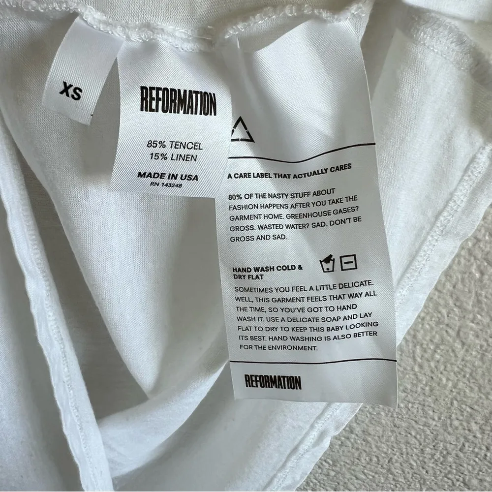 Reformation Women’s White Loose Fit V-Neck T-Shirt - Image 10