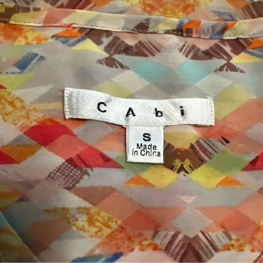 Cabi 760 Avery Aztec Geometric Hidden Button Up Tunic Tank Top Size Small - Image 3