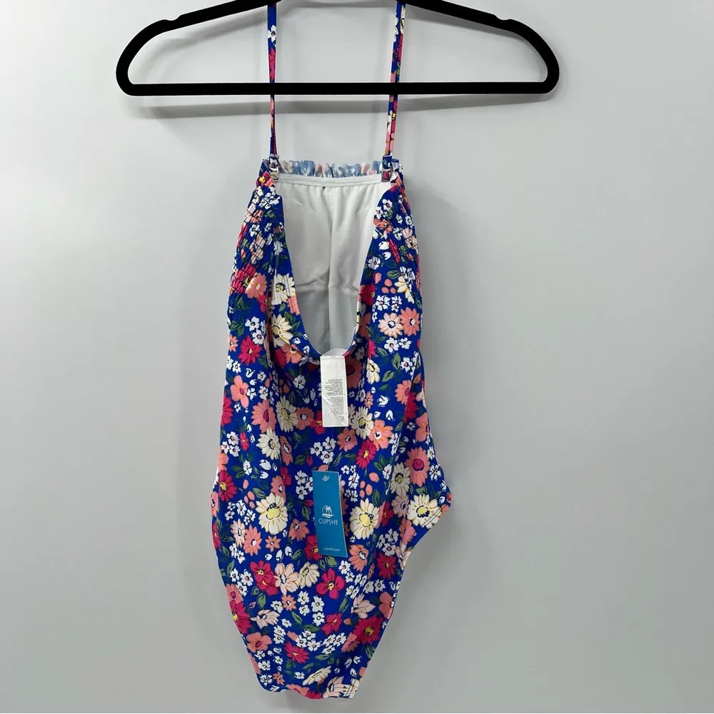 Cupshe floral halter ruffled smocked one piece swimsuit size XS NWT - Image 2