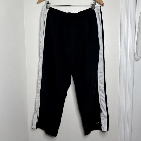 Vintage Y2K Era Nike Cropped Athletic Track Pants Black w/ White Side Stripe XL - Image 2
