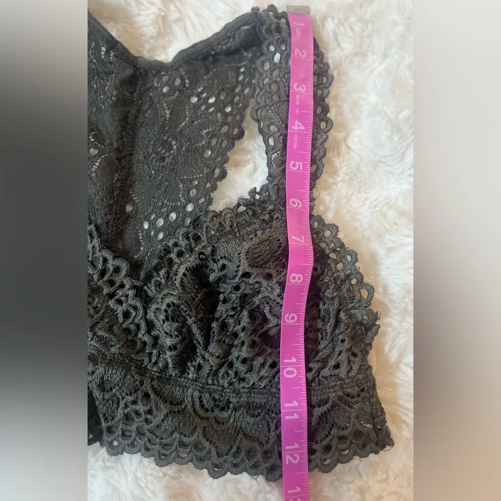 Altar'd State Olive Lace Bralette Sz Medium - Image 7