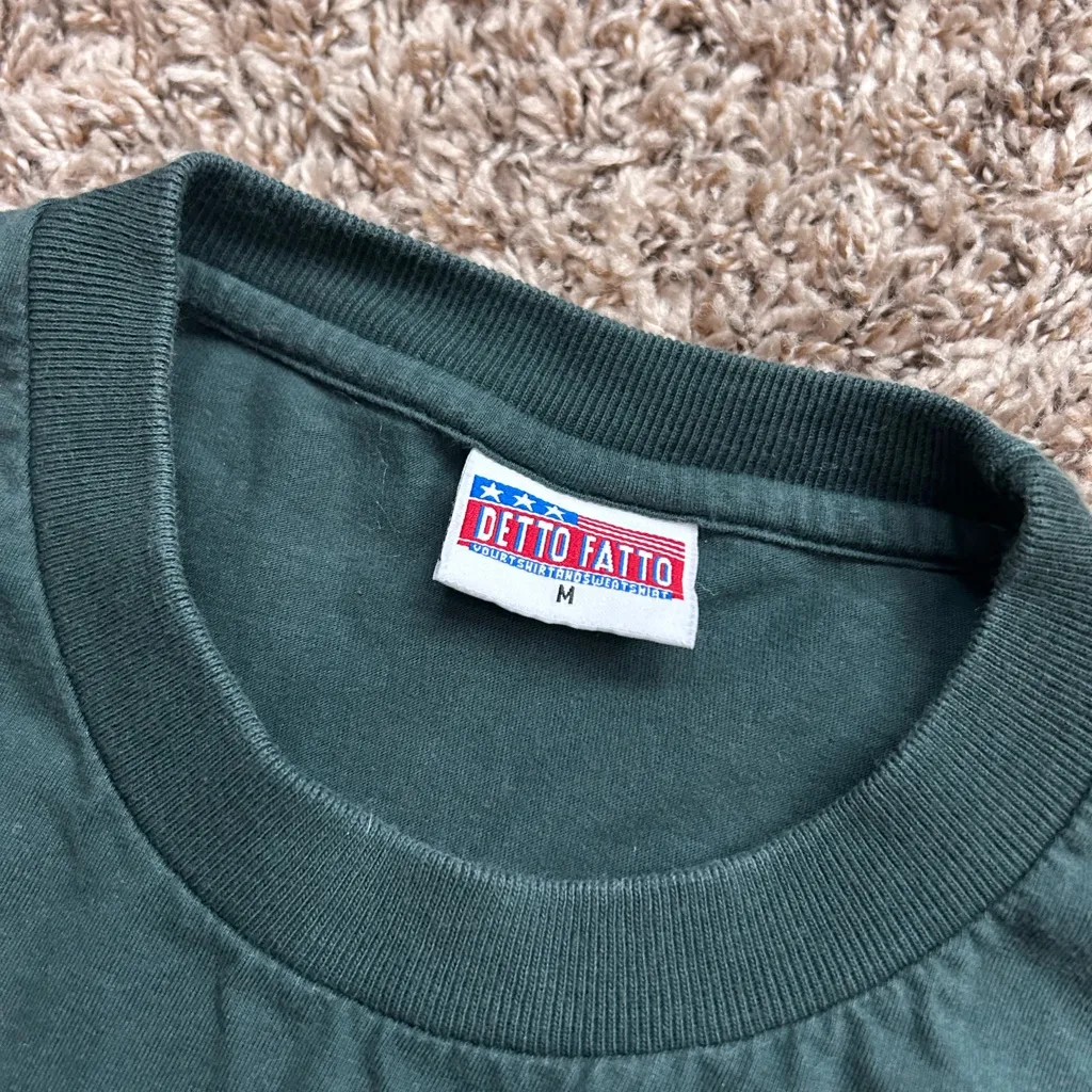 Detto Fatto Vintage Single Stitch Dark Green T - Image 3