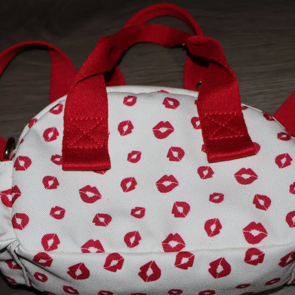 Betty Boop Red Lips Shoulder/crossbody Bag with Adjustable Strap new - Image 7