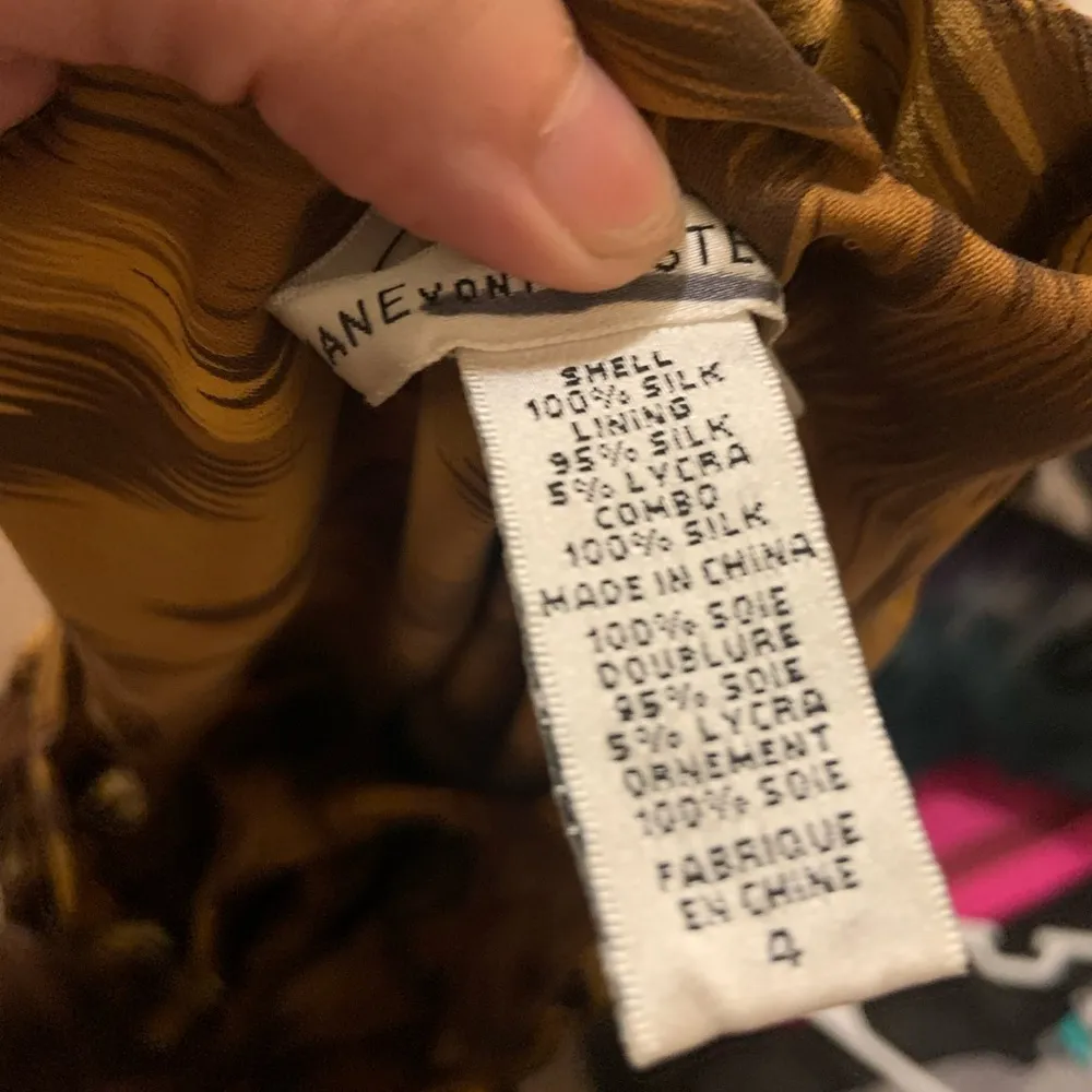 $385 Diane Von Furstenberg mini event
Jamila Silk Tiger Print Dress fall party - Image 11