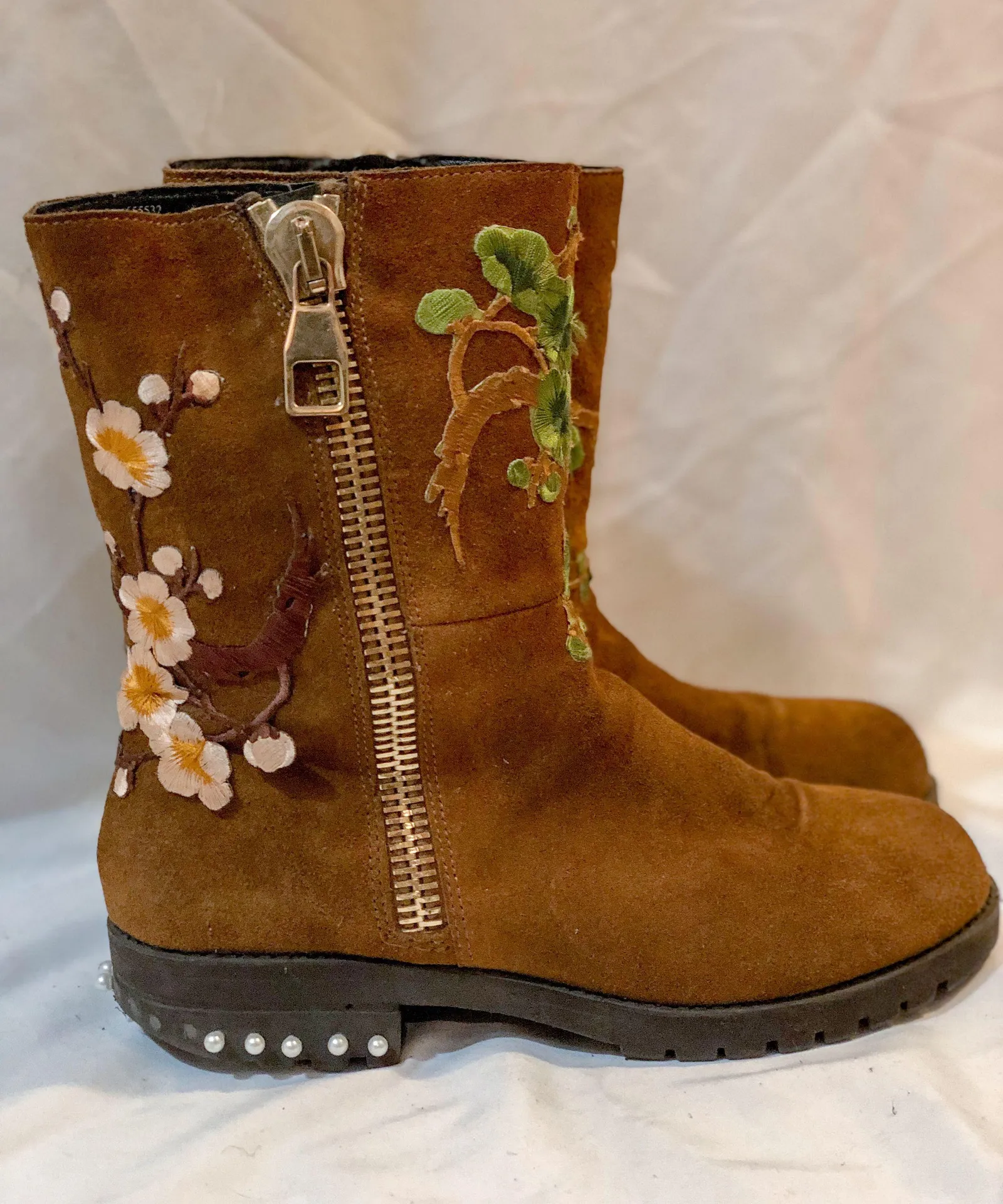Embroidered Tan Boots Size 10 - Image 3