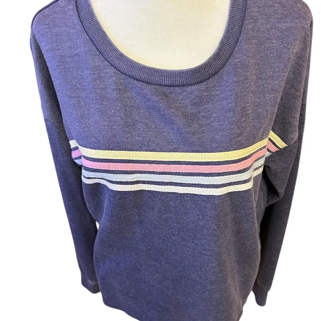 NWOT Pink Rose Sweatshirt Medium Blue - Image 4