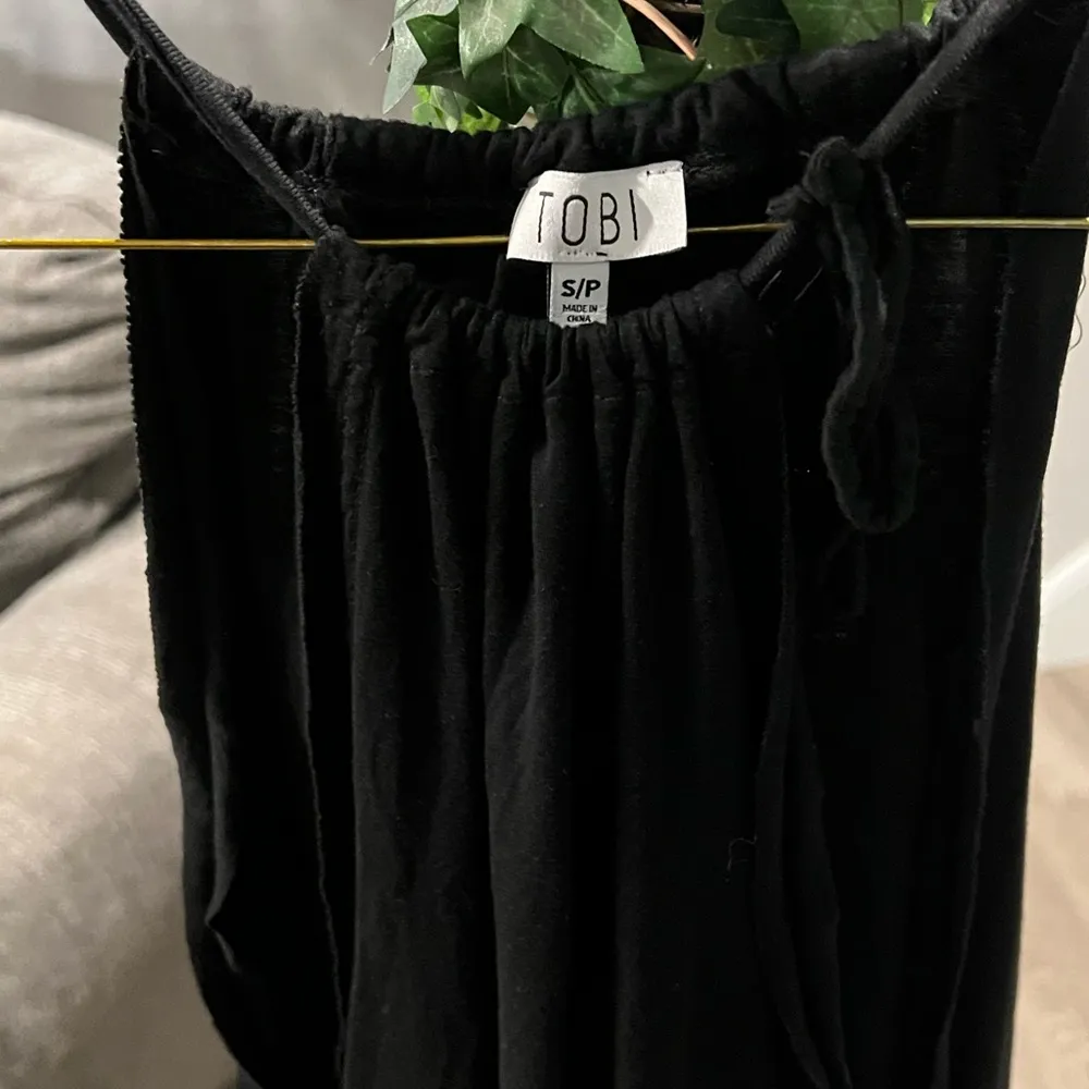 Women’s Black Small Tobi Tank Top - Image 2