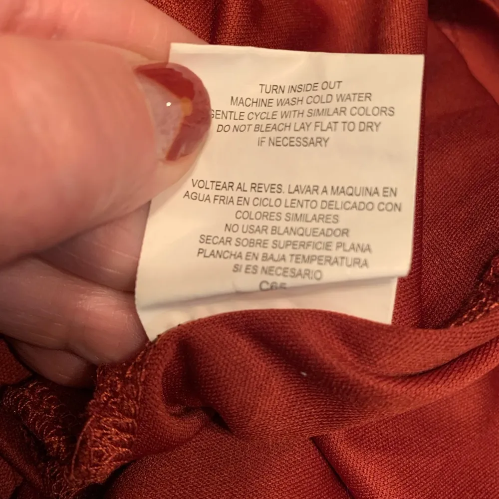 Fig and Flower Size L Dress Enbroidered Flowers Ruffle 3/4 Sleeve V - Image 11