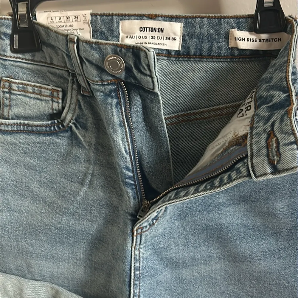 New Cotton On High Rise Classic Denim Rolled Cuff Stretch Jean Shorts - Image 4