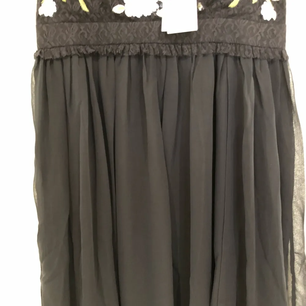 NWT French Connection Abriana Embroidered V Neck Black Dress 6 - Image 4