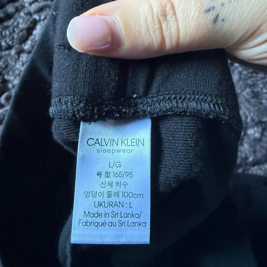 Calvin Klein Black Lounge Wear - Image 6