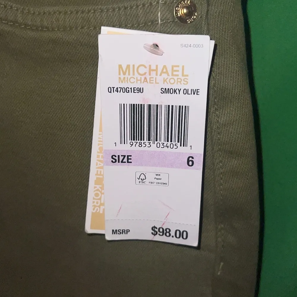 NWT Michael By Michael Kors Olive Button-Front Denim Skirt size 6 - Image 5