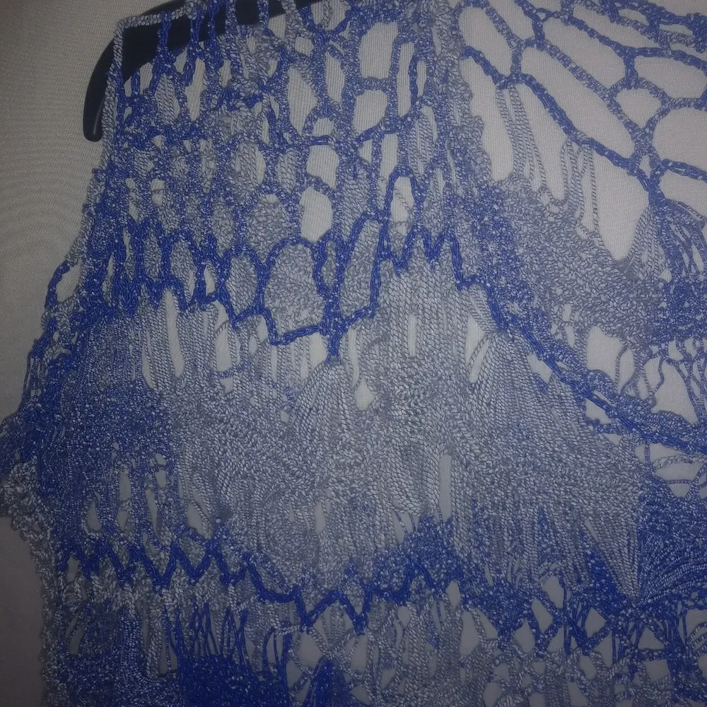 Chico's  M Blue String Crocheted Top - Image 4