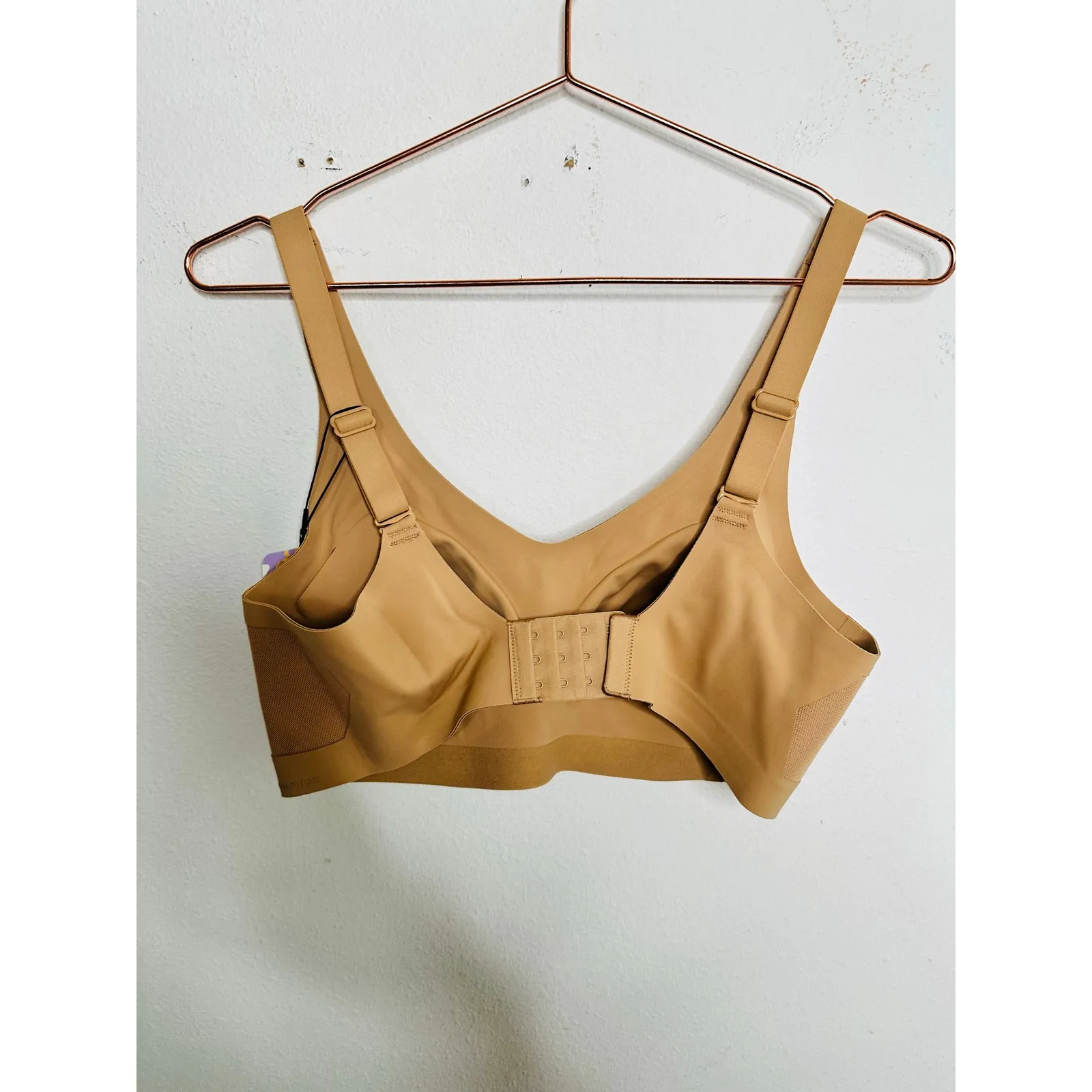 HONEYLOVE Nude Women’s NEW Sportsbra Cloudfuse Bra size 38 B/C NWT Tan - Image 3