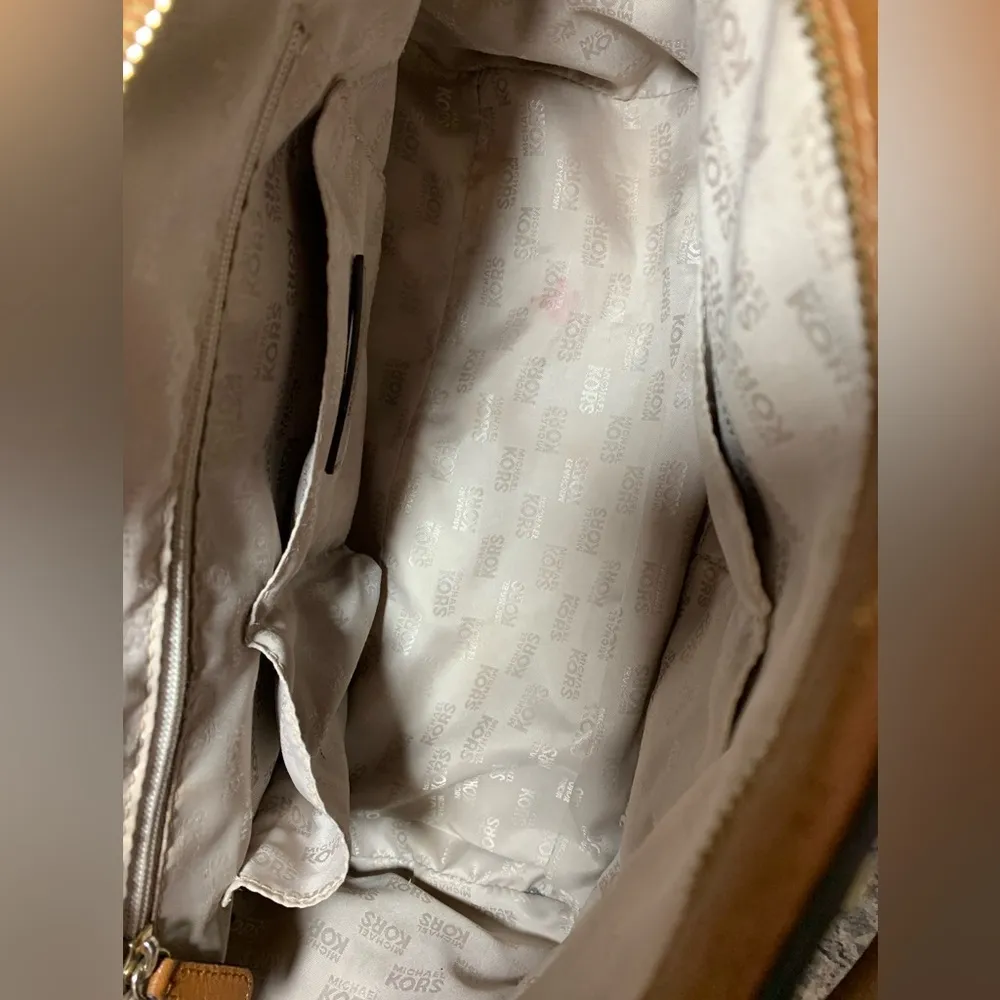 Michael Kors Studded Leather Handbag - Image 7