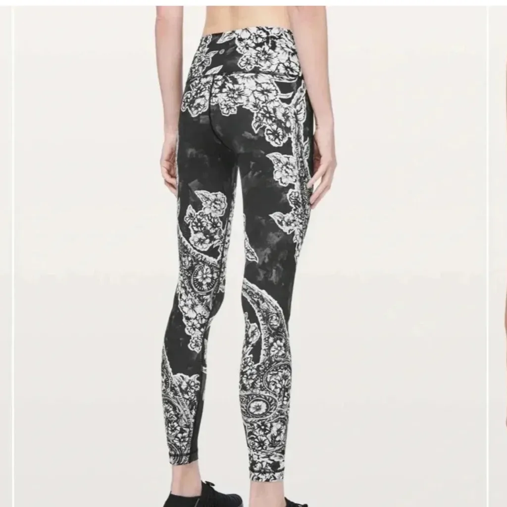 Lululemon Wunder Under High-Rise Tight *Engineered Full-On Luxtreme 28" sz 4 - Image 2