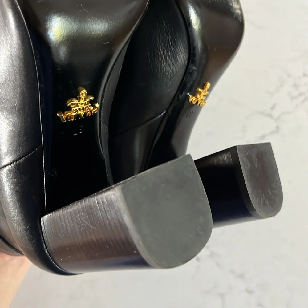 EUC Prada Black Leather Round Toe Block Heel Heeled Ankle Booties in Size 37 - Image 7