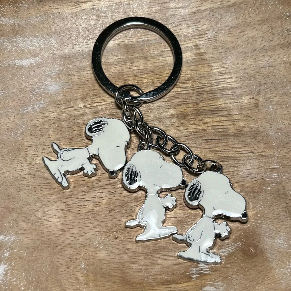 Snoopy Dog Metal Keychain - Image 2