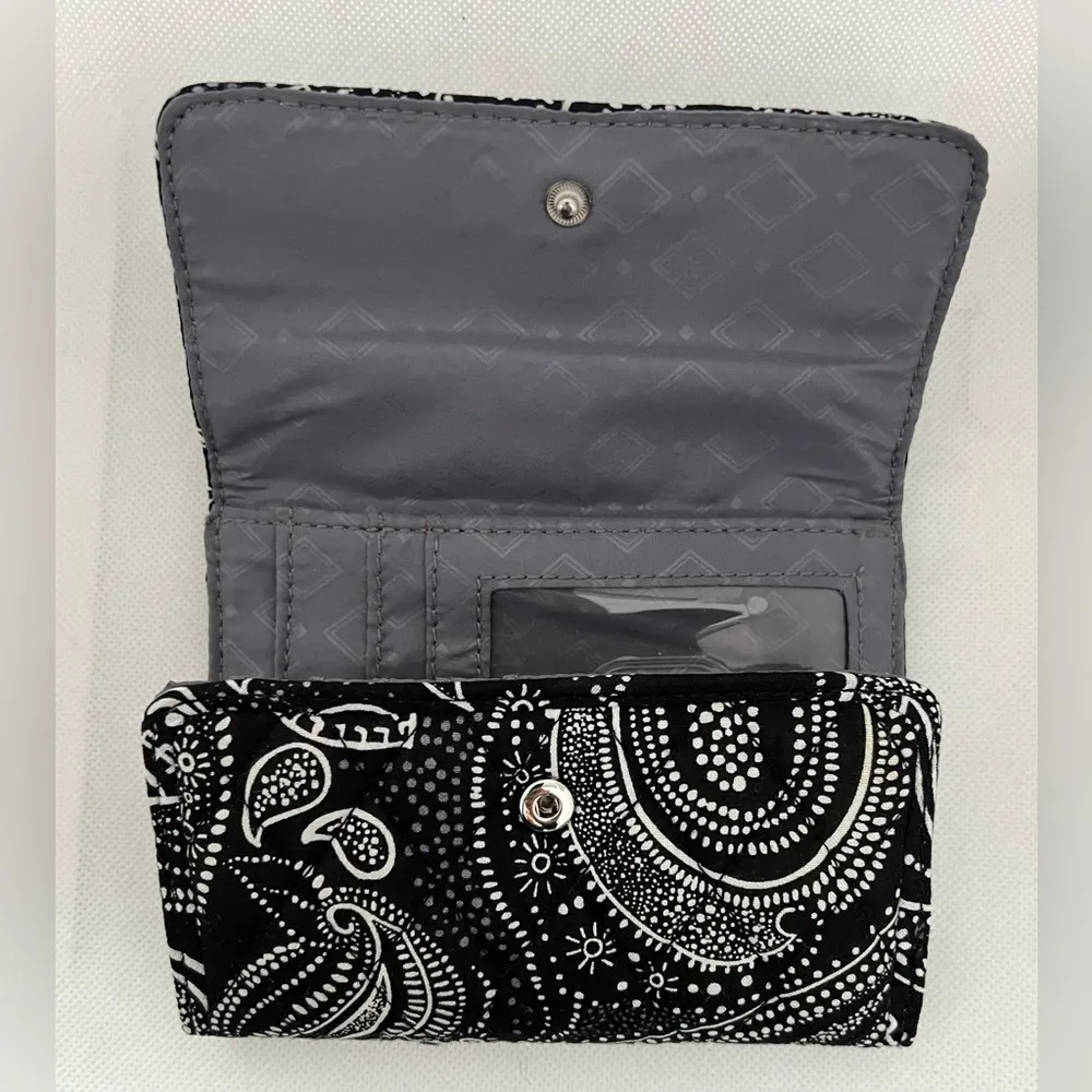 Vera Bradley | ladies Stellar Paisley RFID Euro trifold wallet. - Image 12