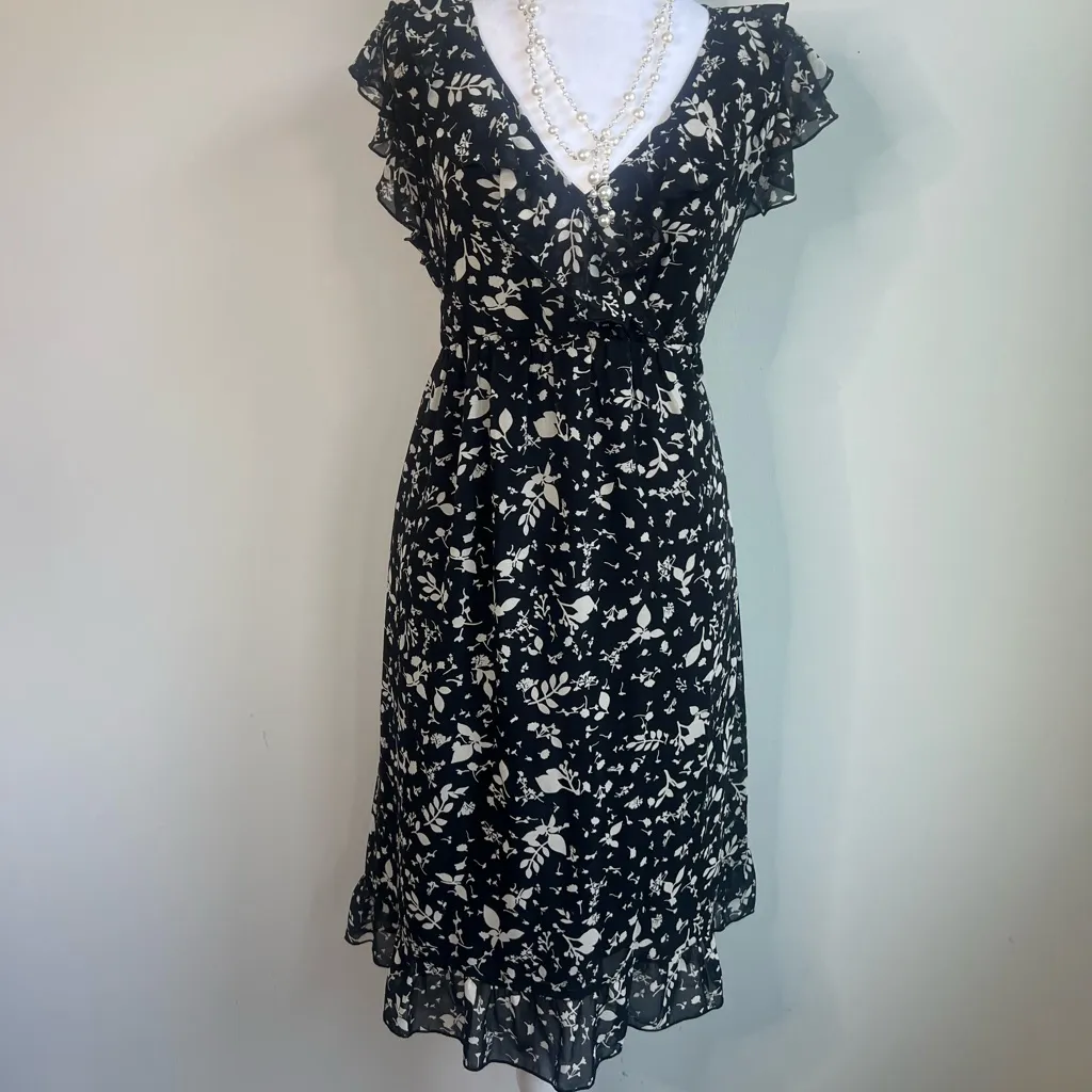 Converse, One Star Floral Mini Dress, Woman Size‎ XL, Black- Cream, Casual - Image 8