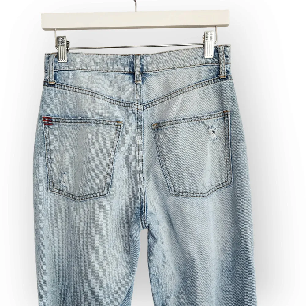 BDG Urban Outfitters High Waisted Ripped Mom Jeans 25 - Image 5