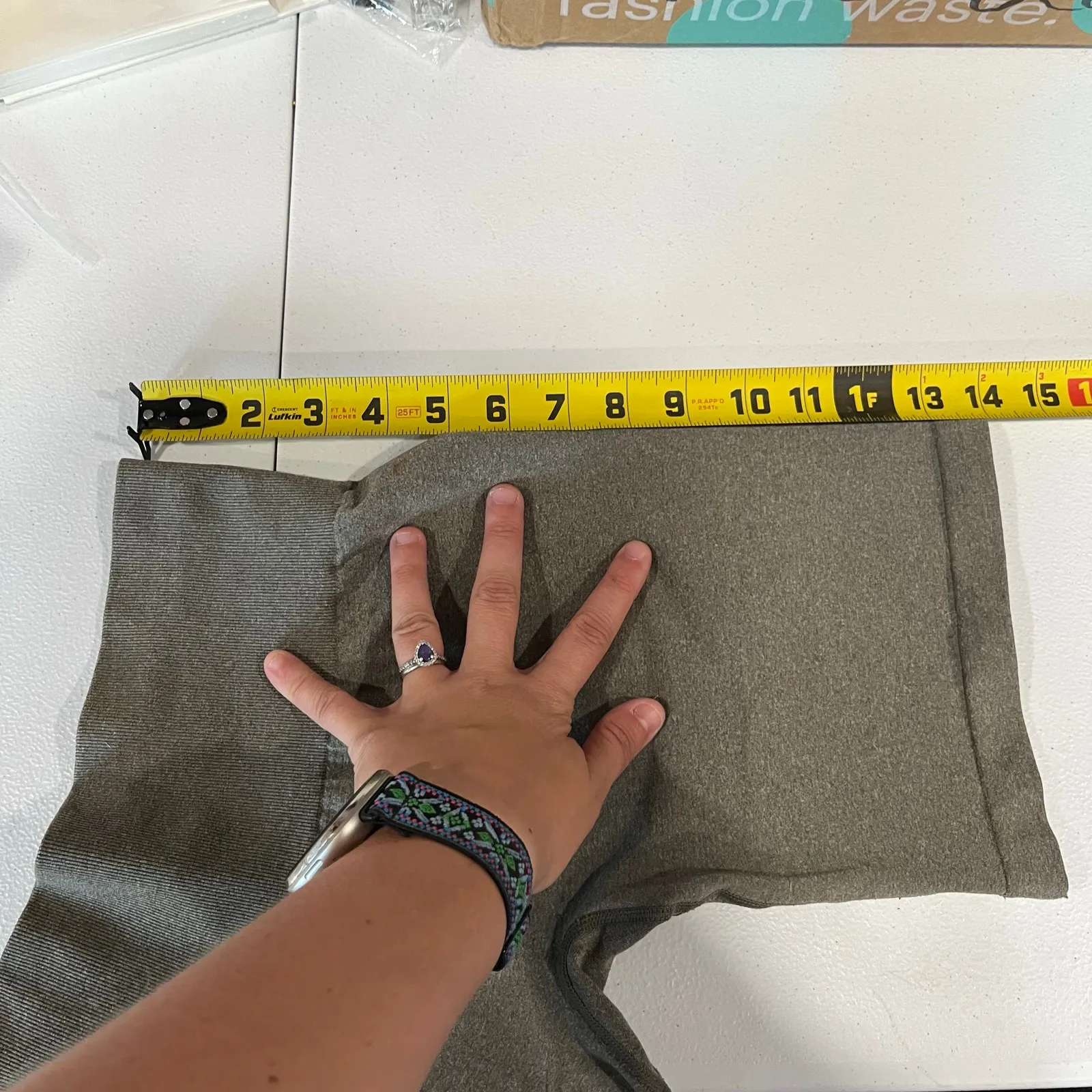 NVGTN Green Compression Seamless Workout Booty Shorts Womens Size Medium - Image 5