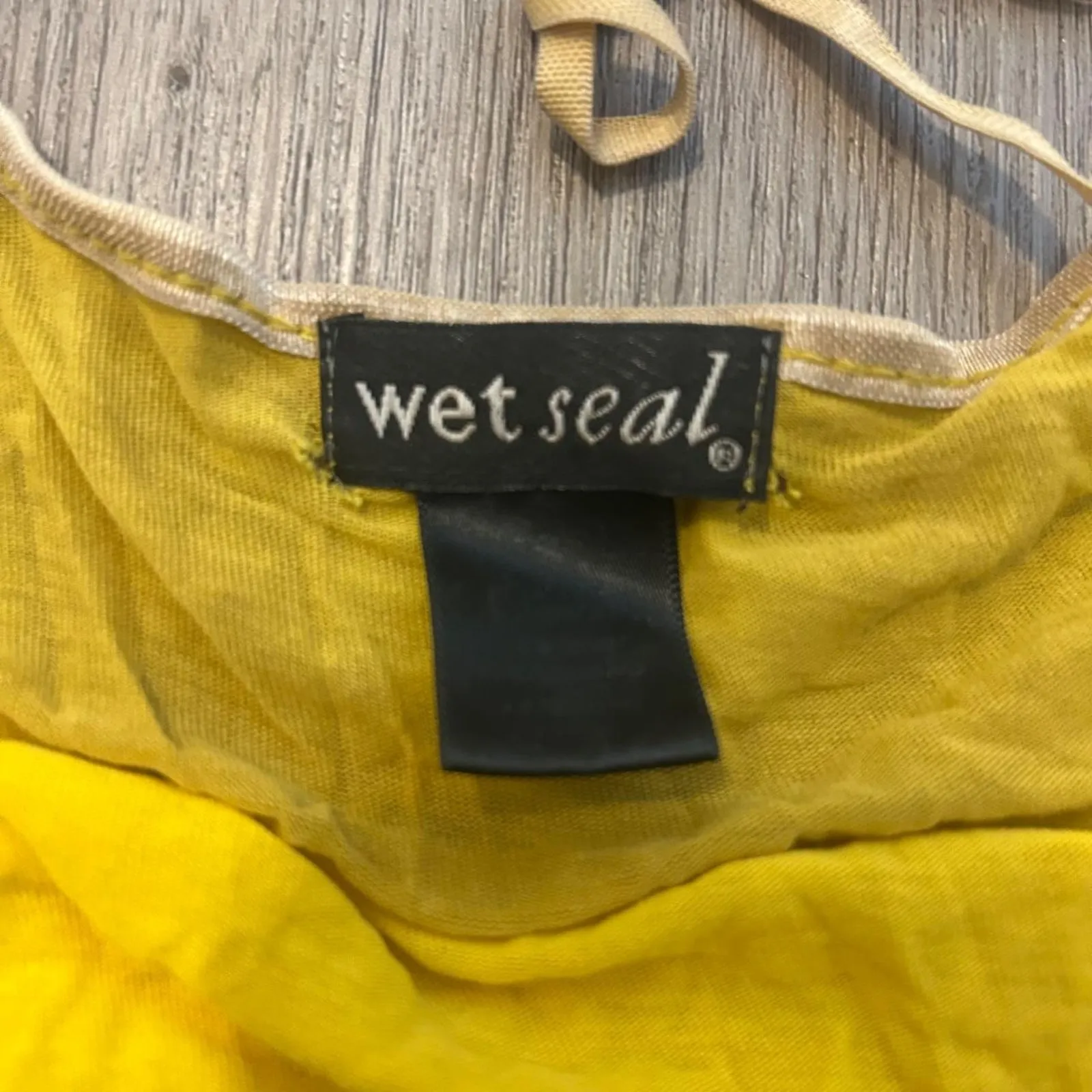 Vintage wet seal small yellow - Image 2