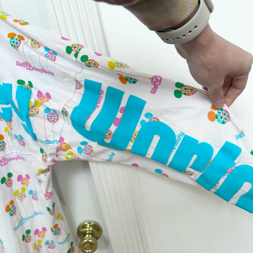 Walt Disney World Mickey Mouse Vault Balloon Spirit Jersey For Adults MEDIUM - Image 4