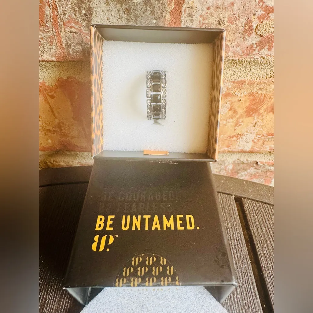 Bomb Party Untamed All Gender Ring, Size 10. Silver - Image 2