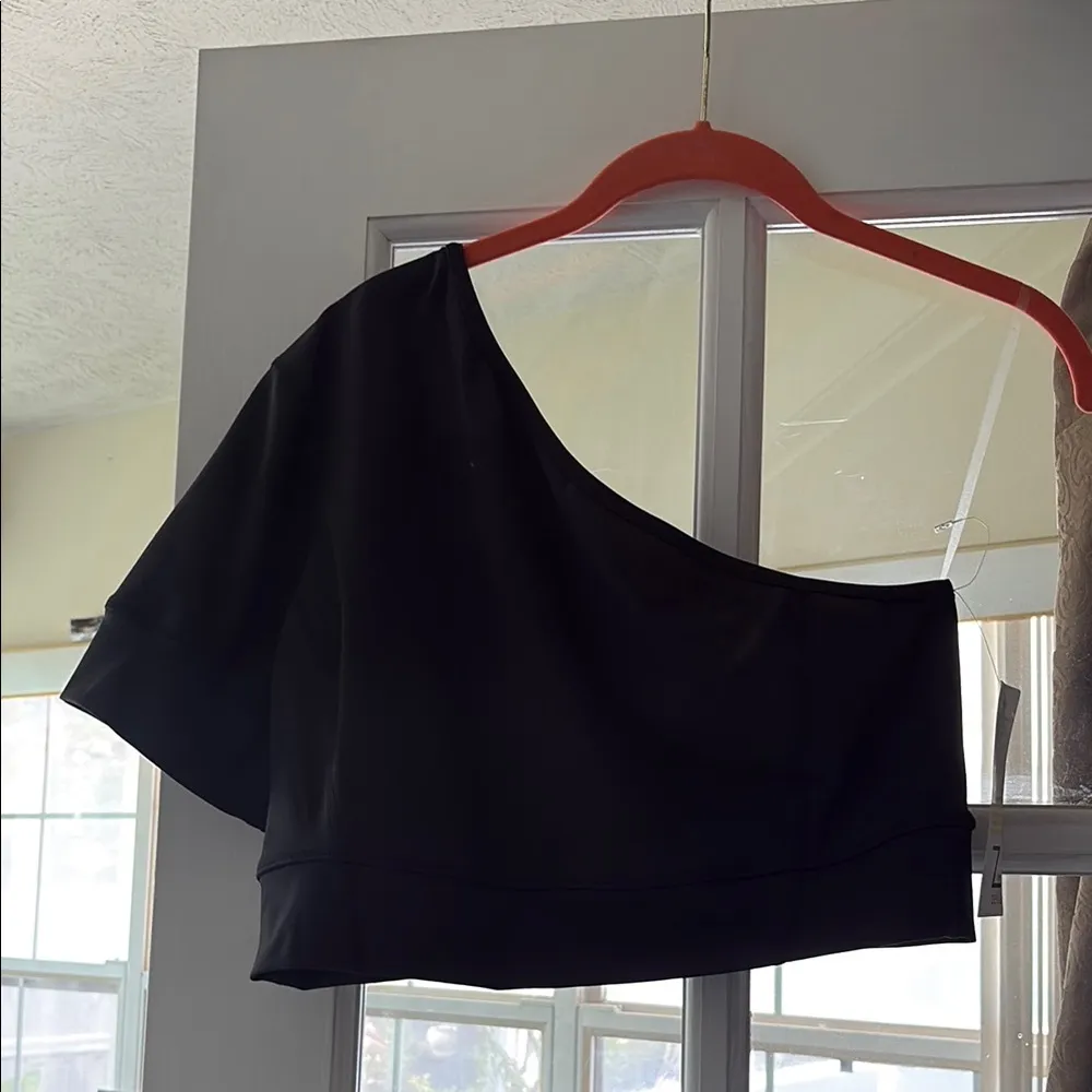 Zella Black Asymmetrical Crop Top - Image 6