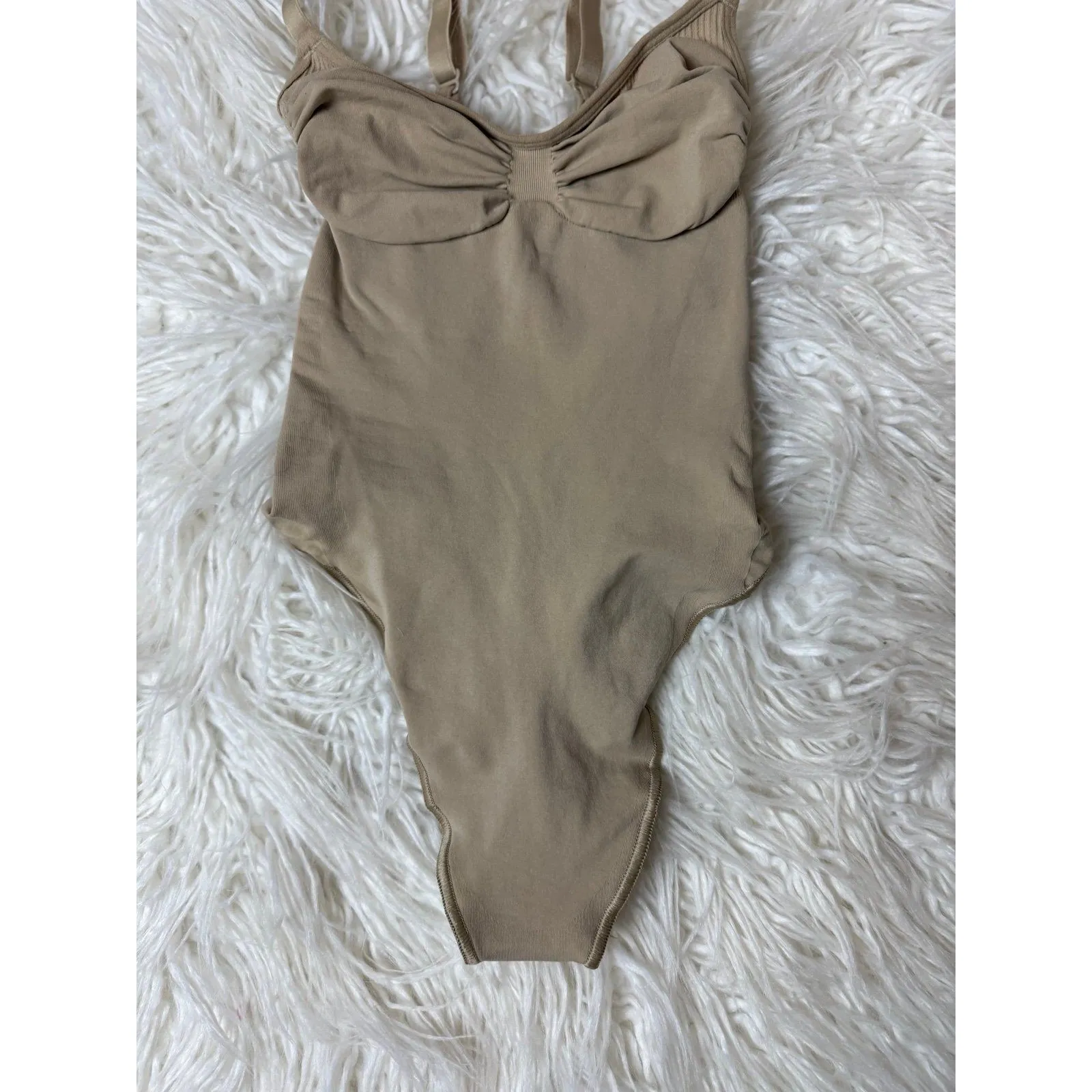 Skims Seamless Sculpt Thong Bodysuit Clay Size Small - Image 4