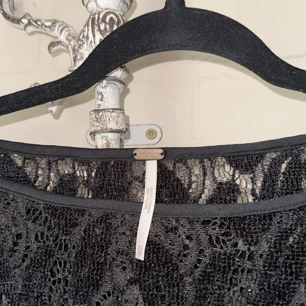 Free People dress Ruby Lace embossed black velvet no slip liner xs - Image 5
