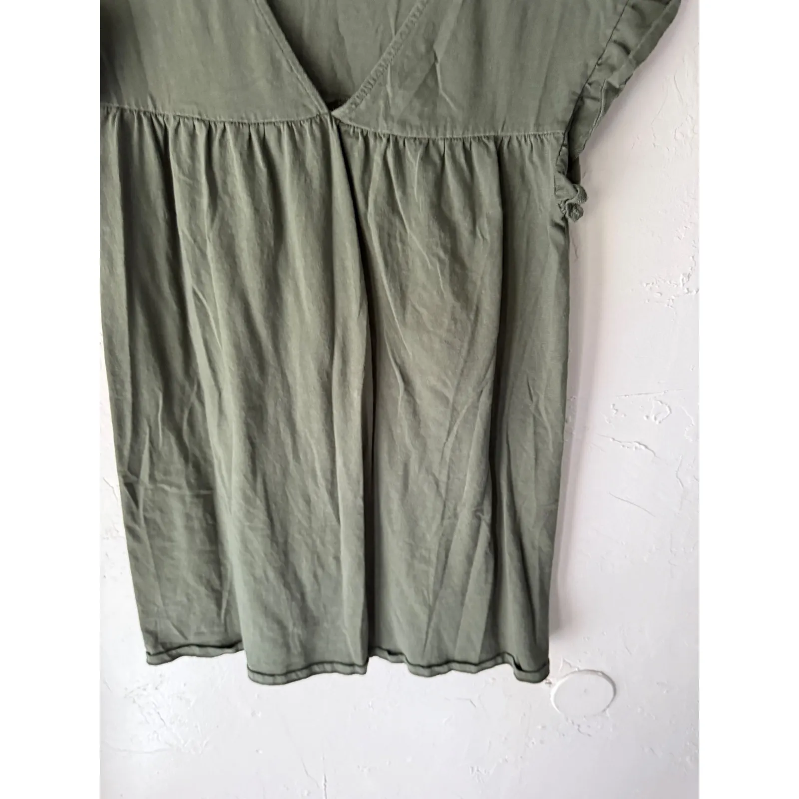 ASOS Olive Green‎ Oversized Small Top Flutter Ruffle Sleeve V Neck Babydoll - Image 6